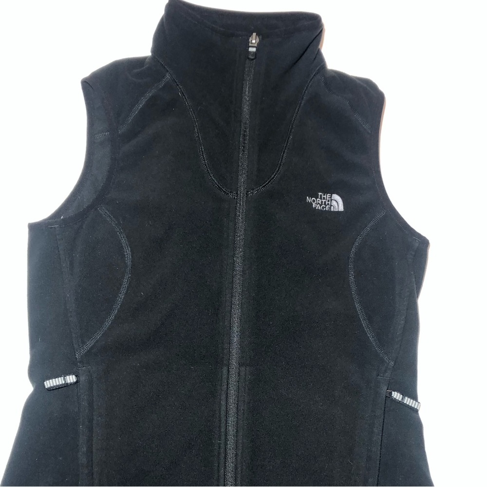 The North Face Black Fleece Vest TKA 100 - Picture 3 of 8